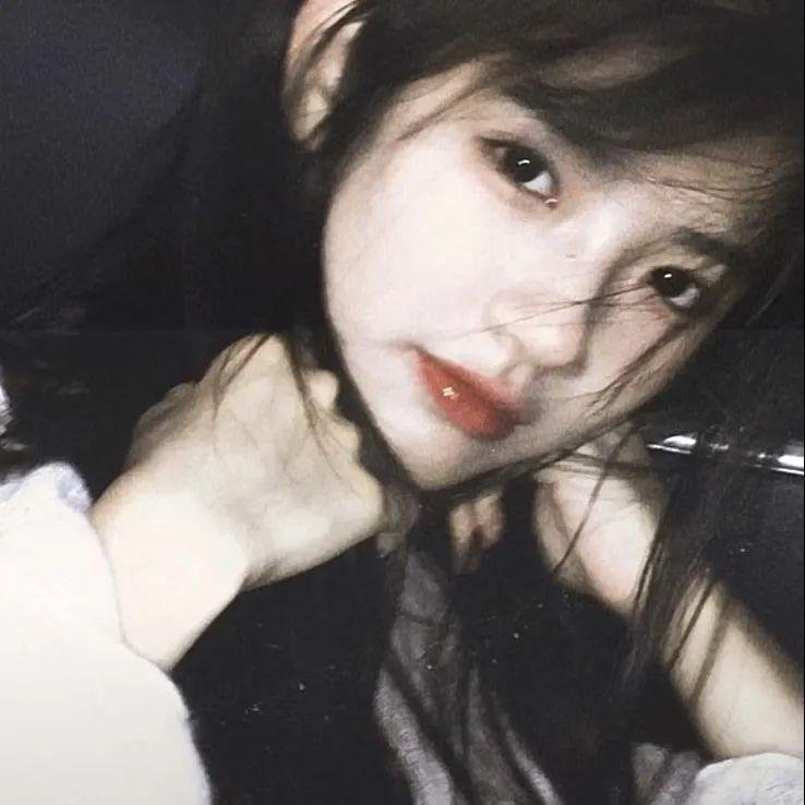 凝视蕾妮玛莉佛森